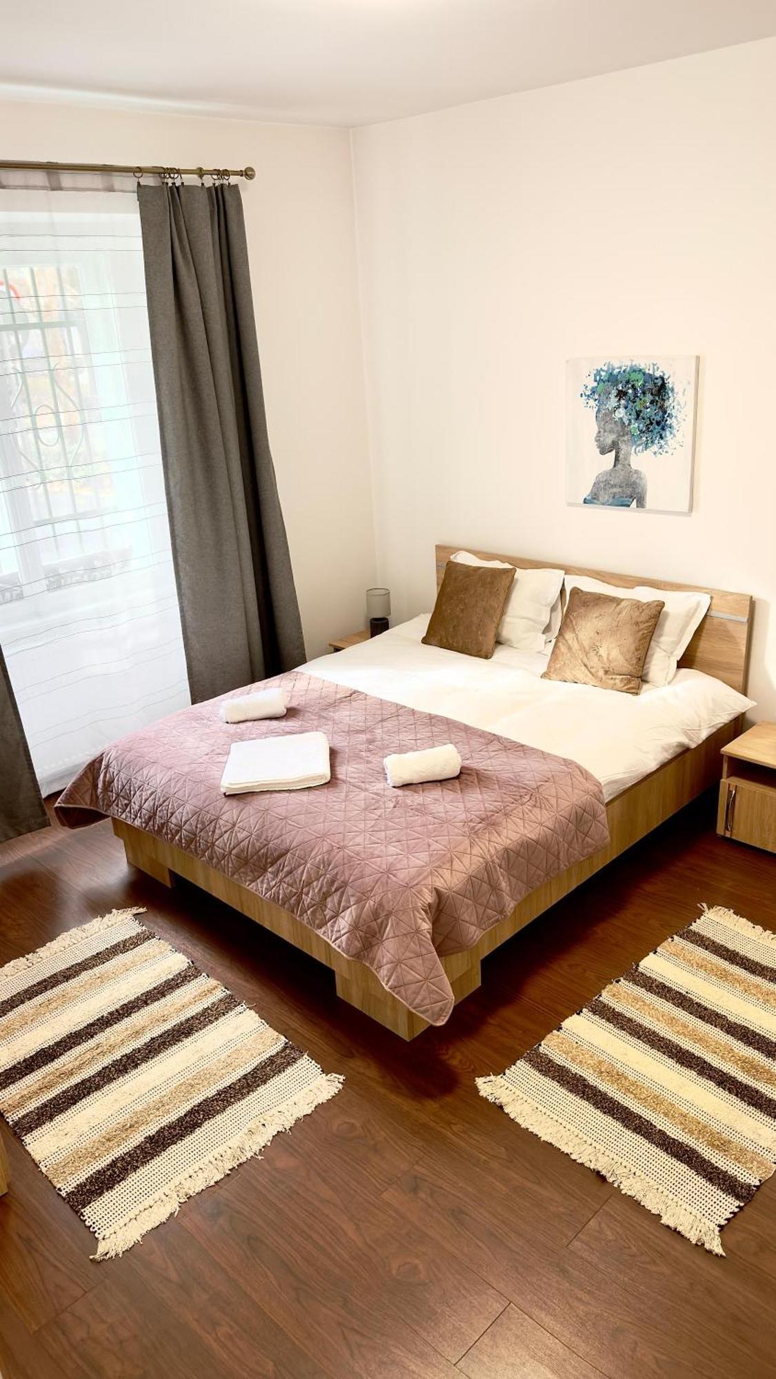 Phoenix Central Apartments 시비우 외부 사진